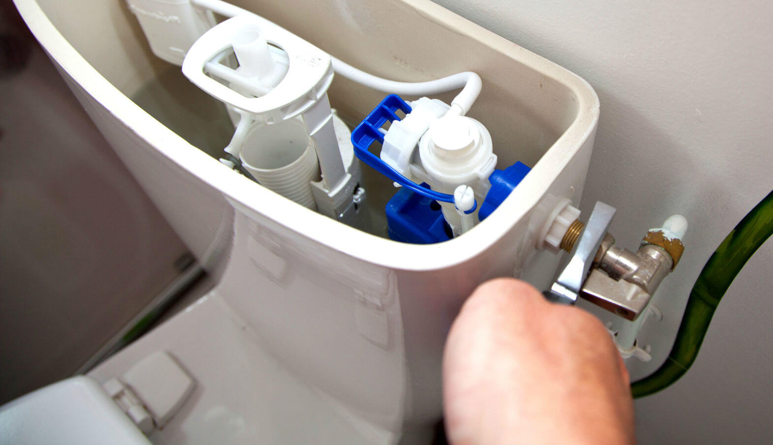 Comment régler un flotteur WC? - Guide Plomberie
